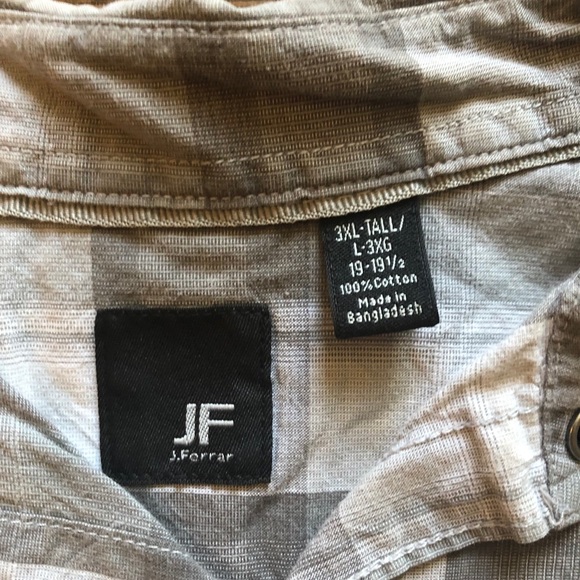 Mens J. Ferrar shirt. - Picture 2 of 2